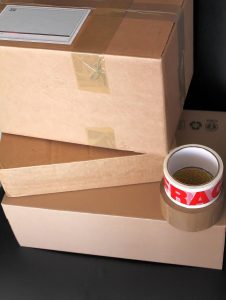 Home Dozen, bubbelplastic en inpakmateriaal voor efficiënt inpakken en verhuizen